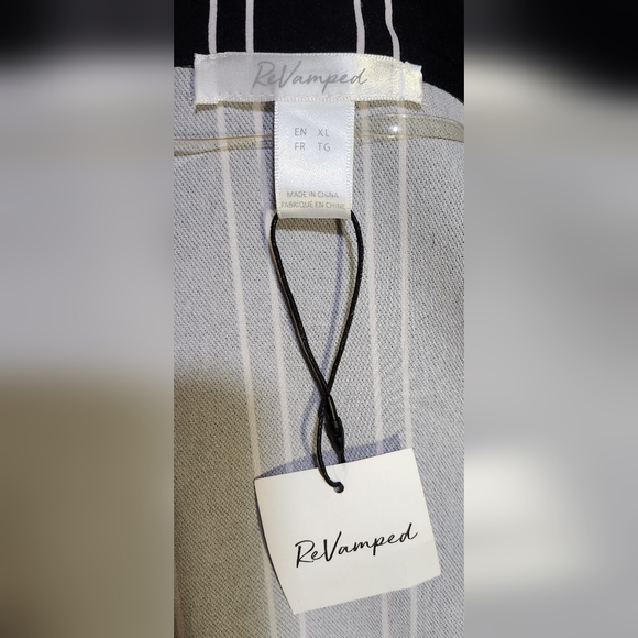 Blazer Black and White Pin Stripe BNWT - Picture 6 of 7